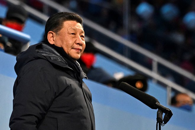 Kitajski predsednik Xi Jinping na otvoritveni slovesnosti, 4. februar 2022. Foto: Anthony Wallace / Reuters
