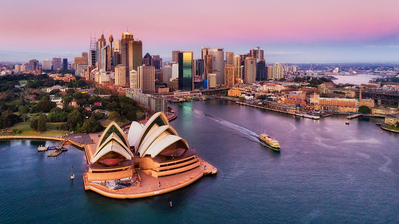 Fotografija: V Avstraliji lahko pridobite vizum za prebivanje preko šole, službe ali na druge podobne načine. Foto: Shutterstock
