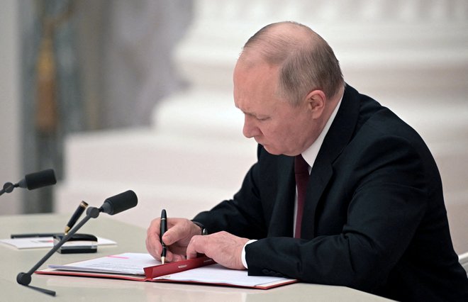 Ruski predsednik Vladimir Putin, 21. februar 2022. Foto: Sputnik / Alexey Nikolsky / Kremlin / Reuters
