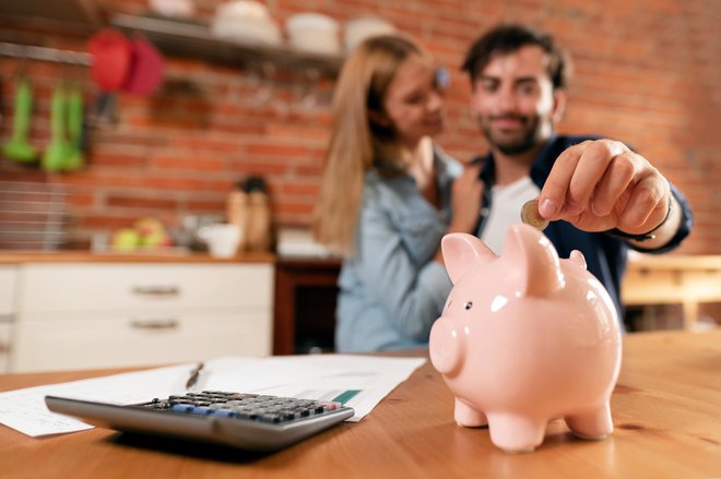 Finančni načrt vam lahko pomaga prihraniti več denarja, razumeti svoje finančne cilje in hitreje odplačati dolg. Foto: Getty Images

