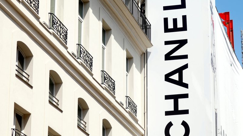Fotografija: Chanel se je odločil za drzno potezo. Foto: Charles Platiau/Reuters
