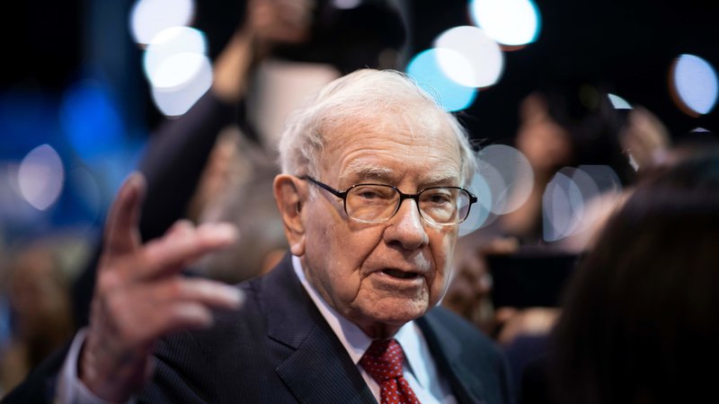 Fotografija: Nekoč povsod spoštovani, danes ponekod kritizirani magnat Warren Buffet. Foto: REUTERS
