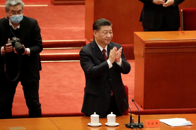 Kitajski predsednik Xi Jinping, 8. april 2022. Foto: Florence Lo / Reuters
