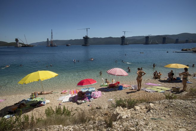Na Hrvaškem letos pričakujejo rekordno število turistov. Foto: Foto: Jure Eržen/Delo
