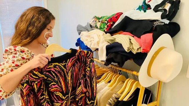 Prodaja rabljenih oblačil je lahko tudi uspešen posel. Foto: Olivia Hillier

