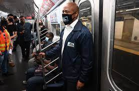 Kriminal je v New Yorku po pandemiji spet na zelo visoki ravni. na fotografiji župan Nwe Yorka  Foto: NBCnewYork
