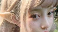 Fotografija: V Aziji mladi hočejo štrleča ušesa, a se ne zavedajo, da tak estetski poseg danes dviga, jutri znižuje samozavest. Foto: DailyChina
