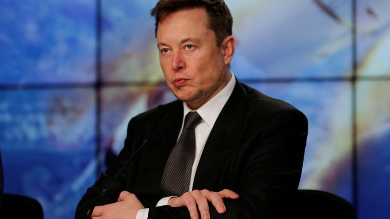 Fotografija: Elon Musk, izvršni direktor podjetja Tesla, 19. januar 2020. Foto: Joe Skipper / Reuters

 
