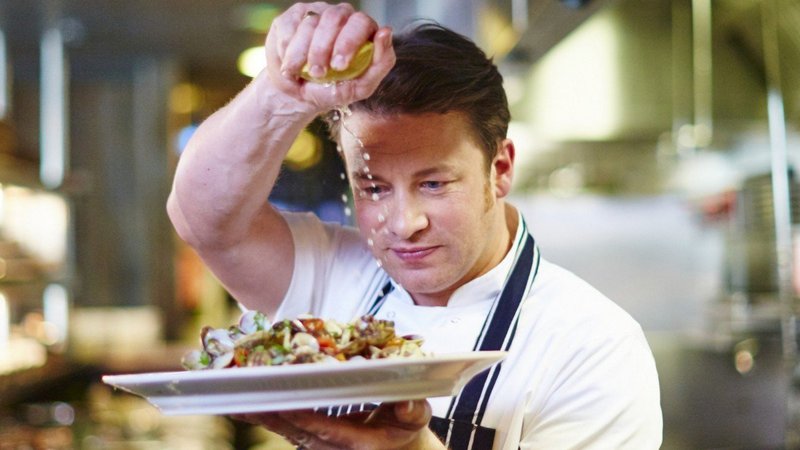 Fotografija: Slavni kuharski mojster, Jamie Oliver. Foto: Reuters

