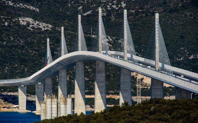 Pelješki most, najdražji infrastrukturni projekt, sofinanciran z evropskim denarjem. FOTO: TOM DUBRAVEC/CROPIX
