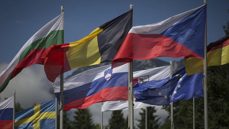Fotografija: Evropska unija je svojim 27 državam članicam sporočila, da bodo morale zmanjšati porabo plina za 15 odstotkov. FOTO: Delo
